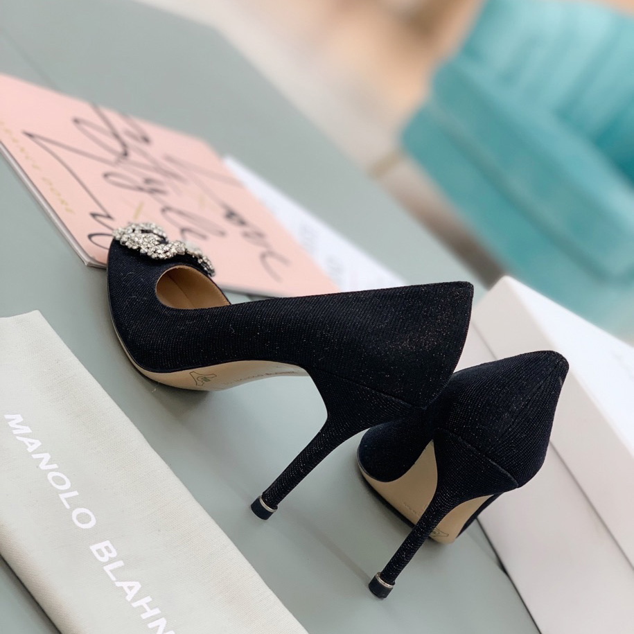 Manolo Blahnik Black Hangisi Pumps With Buckle - PerfectKickZ