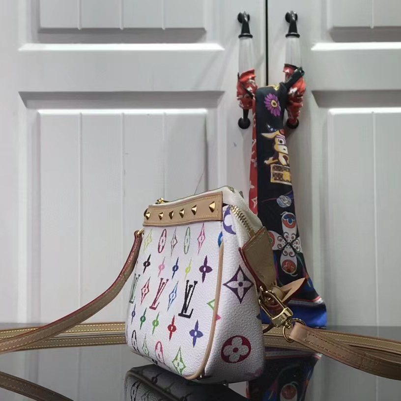 Louis Vuitton Monogram Shoulder Bag（21-13-3cm） - PerfectKickZ
