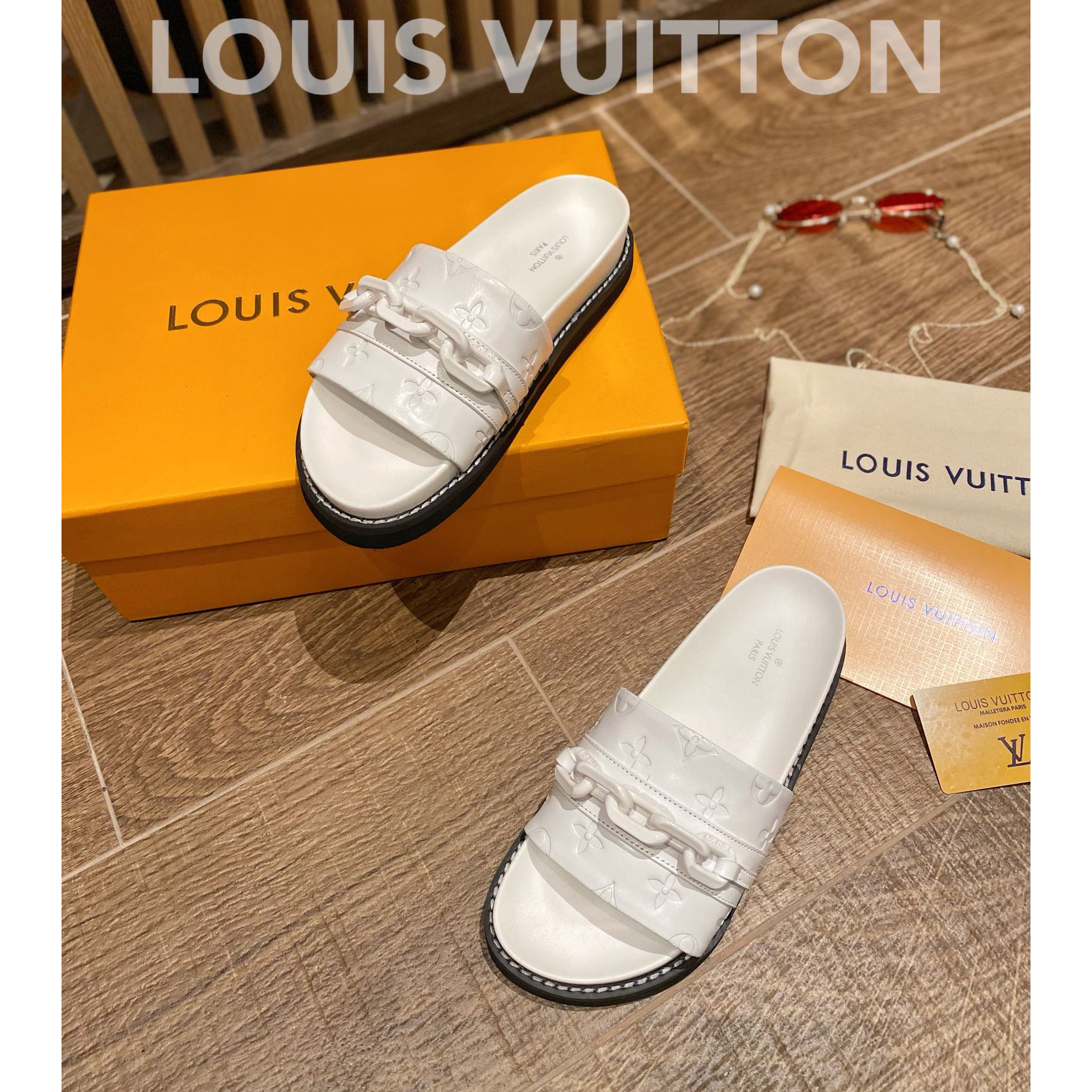 Louis Vuitton Monogram Slipper - 