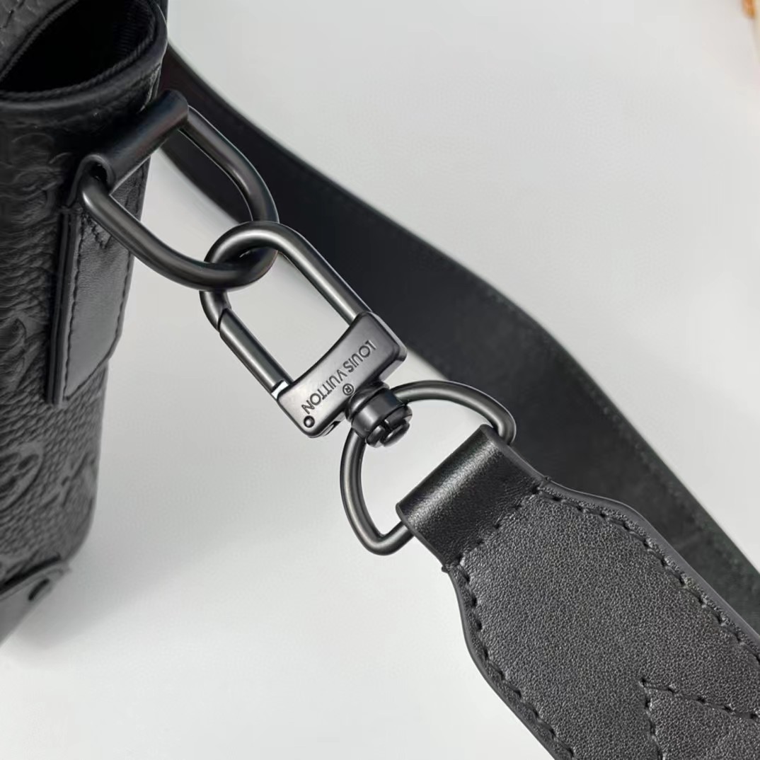 Louis Vuitton TSac Messenger Trunk (24-18-5.5CM） - PerfectKickZ