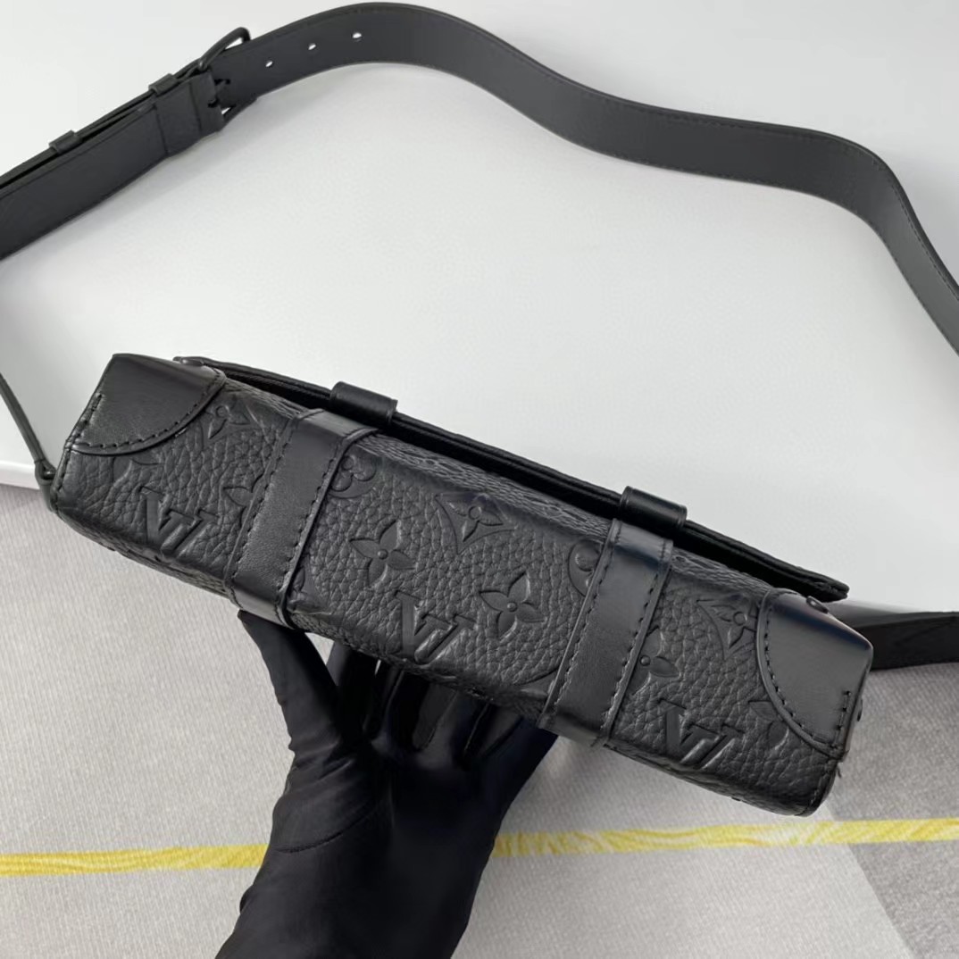 Louis Vuitton TSac Messenger Trunk (24-18-5.5CM） - PerfectKickZ