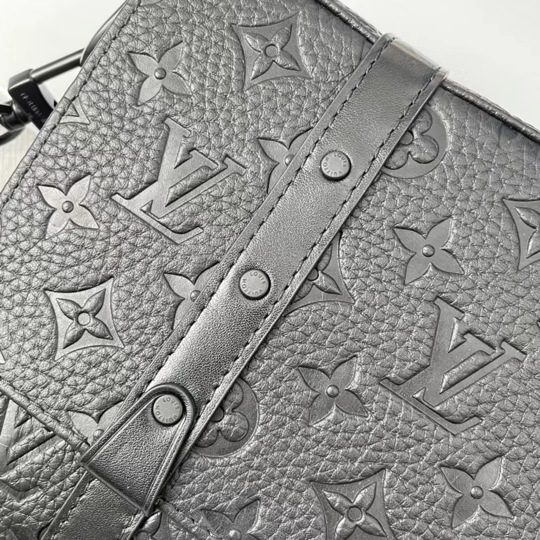 Louis Vuitton TSac Messenger Trunk (24-18-5.5CM） - PerfectKickZ