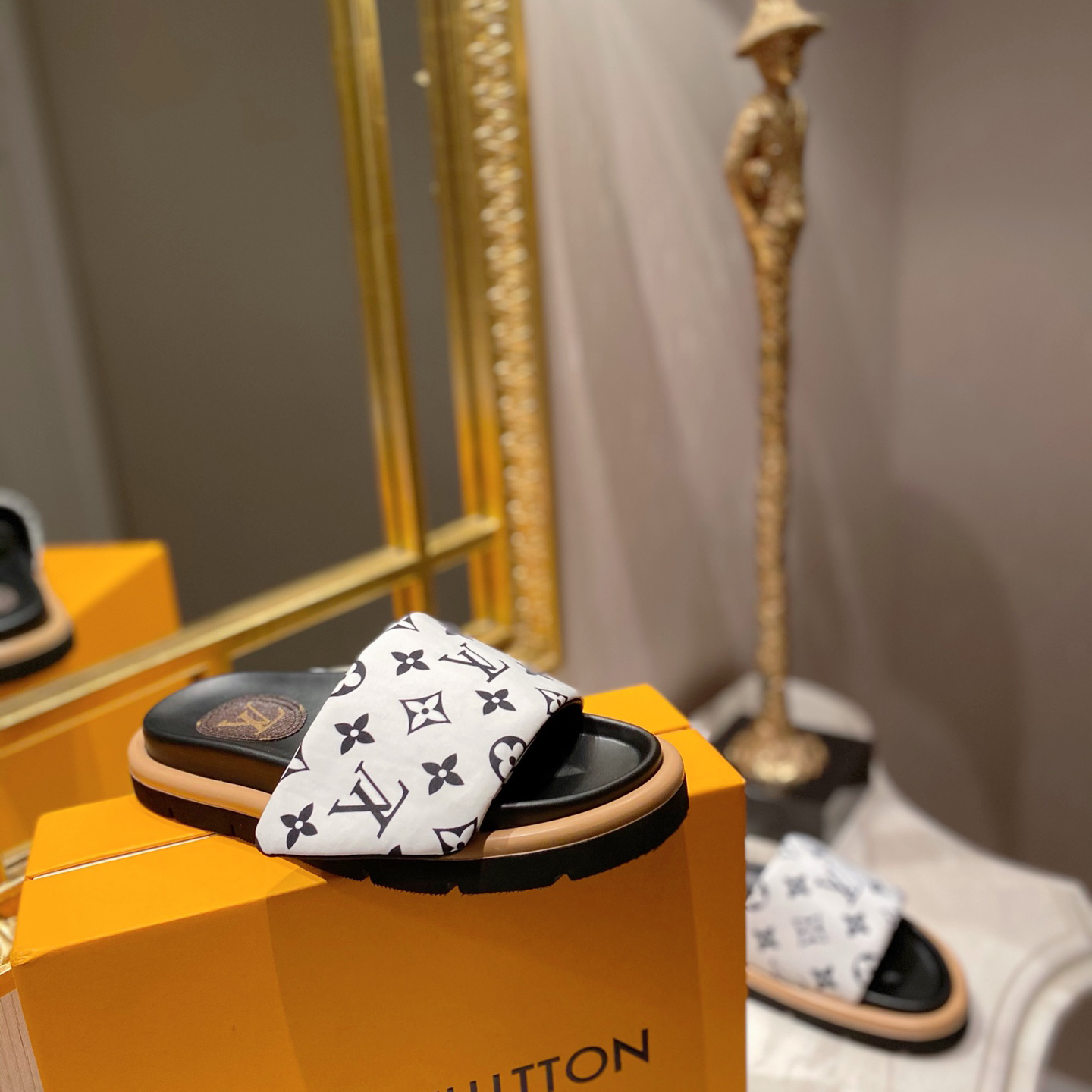 Louis Vuitton Pool Pillow Comfort Mules - 