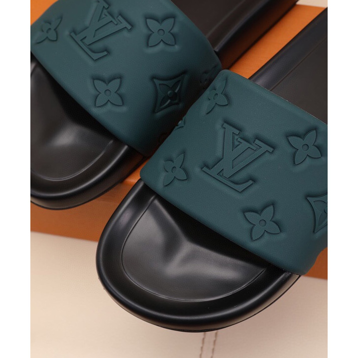 Louis Vuitton Monogram Slippers - PerfectKickZ