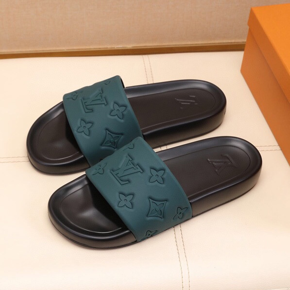 Louis Vuitton Monogram Slippers - PerfectKickZ
