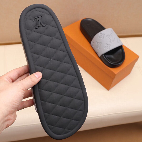 Louis Vuitton Monogram Slippers - PerfectKickZ