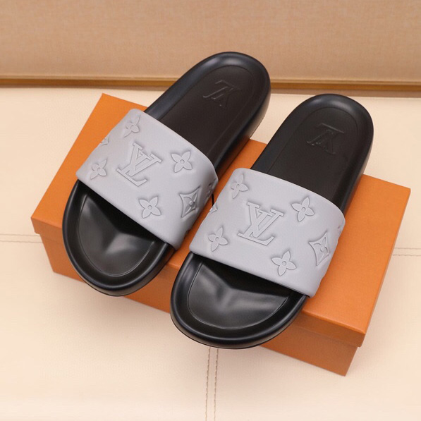 Louis Vuitton Monogram Slippers - PerfectKickZ