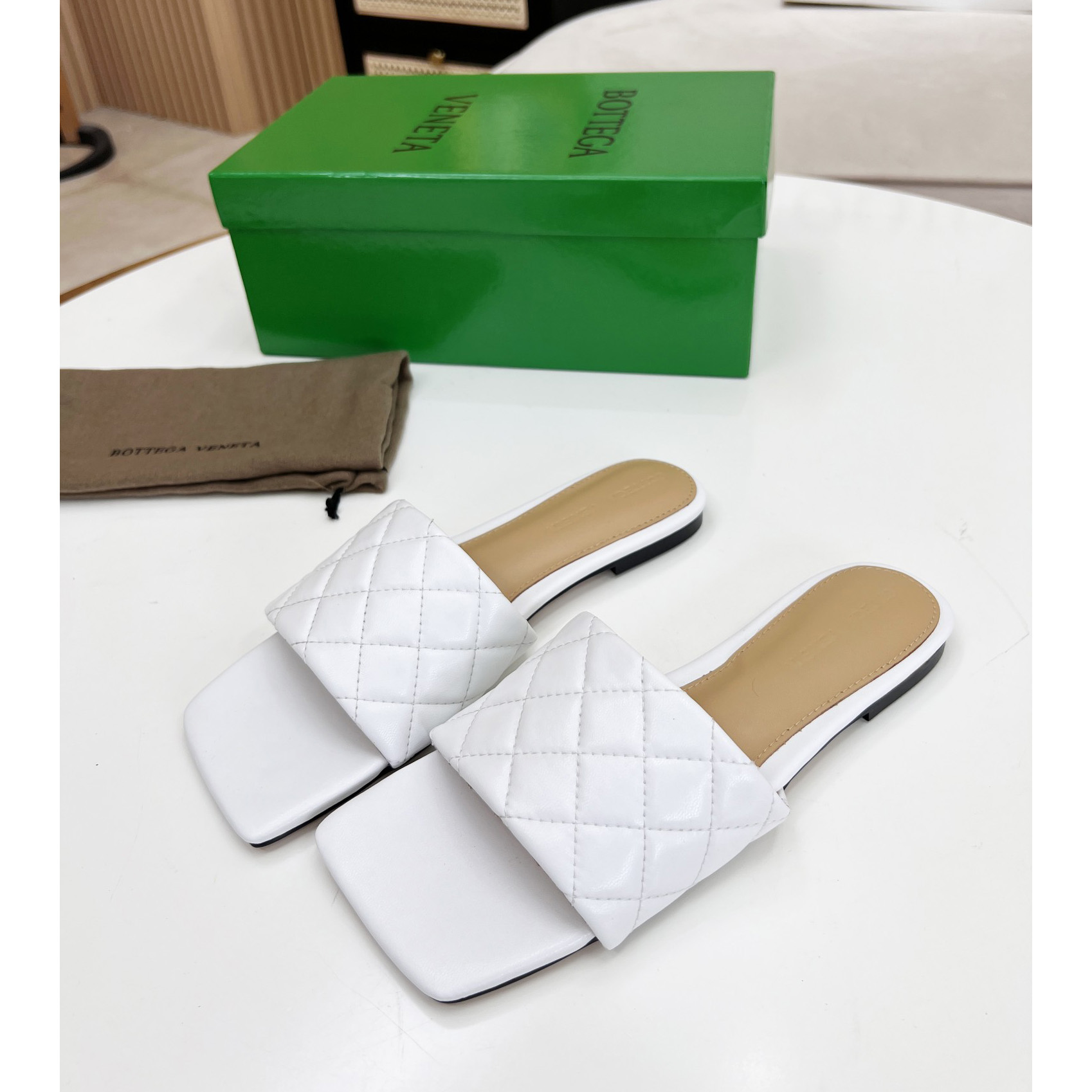 Bottega Veneta Padded Leather Sandals - PerfectKickZ