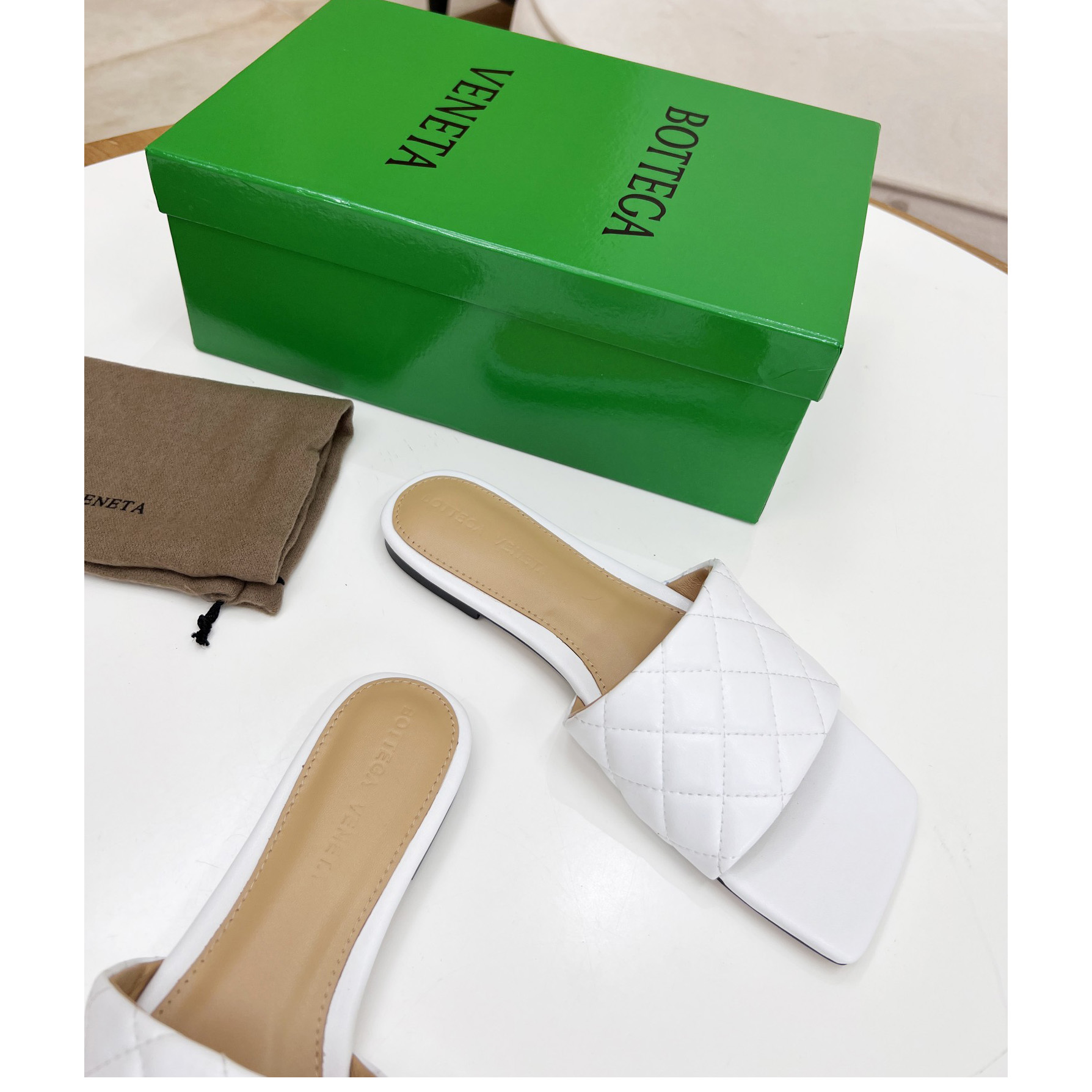 Bottega Veneta Padded Leather Sandals - PerfectKickZ