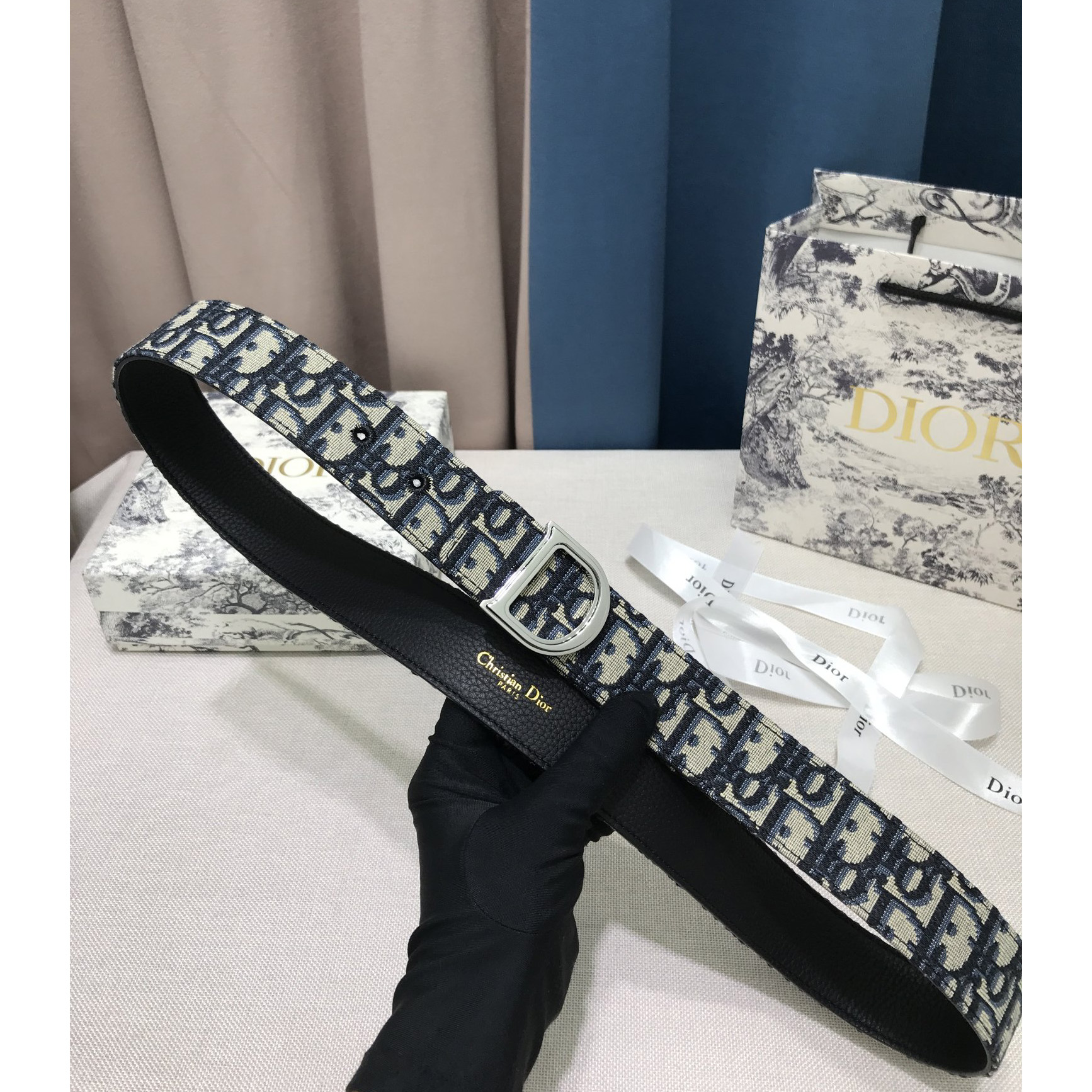 Dior Leather Belt With 'D' Buckle - PerfectKickZ
