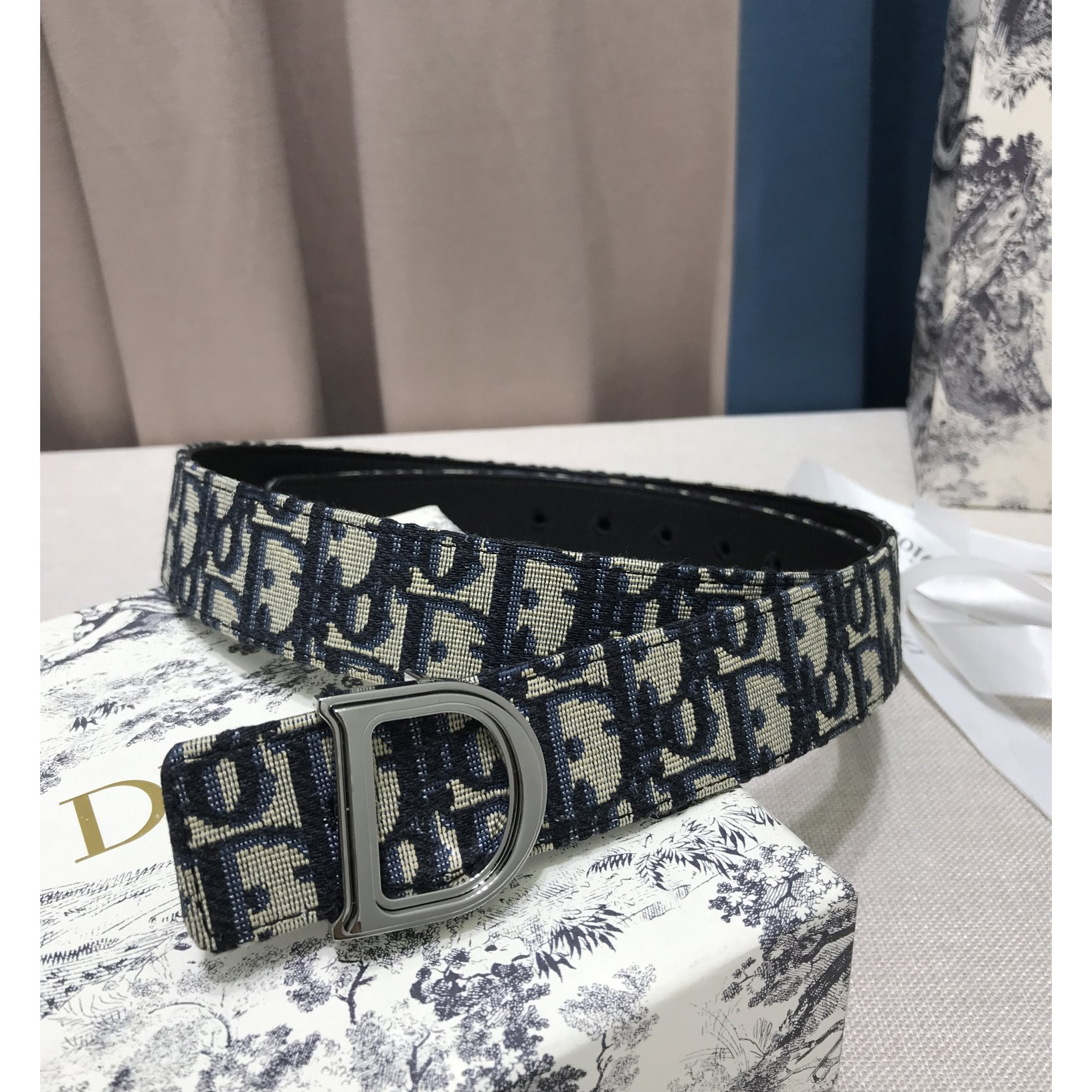 Dior Leather Belt With 'D' Buckle - PerfectKickZ