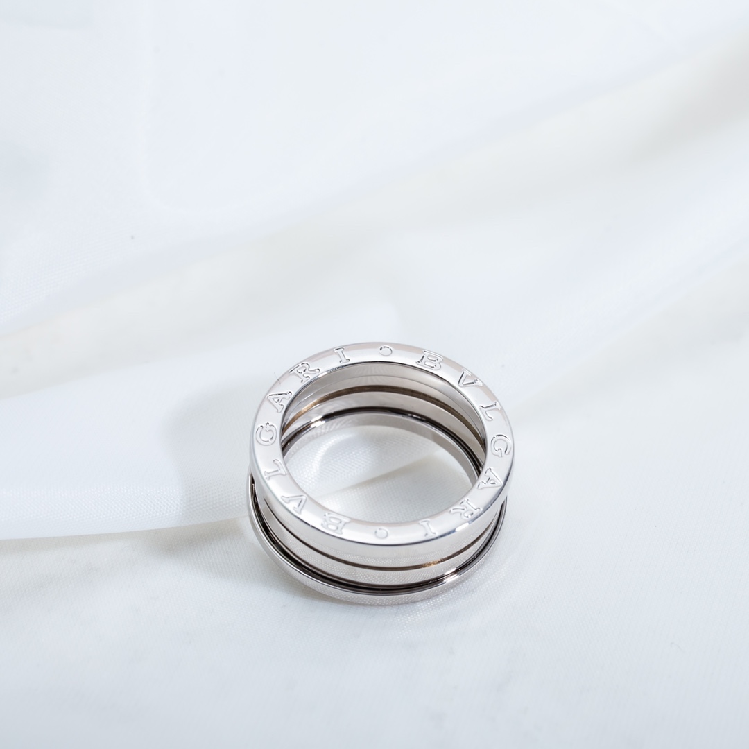 Bvlgari Ring - PerfectKickZ