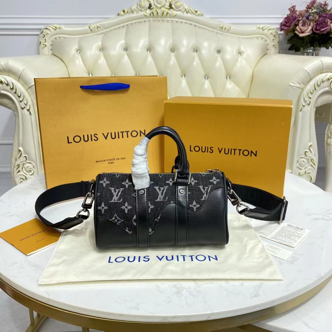 Louis Vuitton  Monogram Drip Handbag(21-12-9cm) - PerfectKickZ