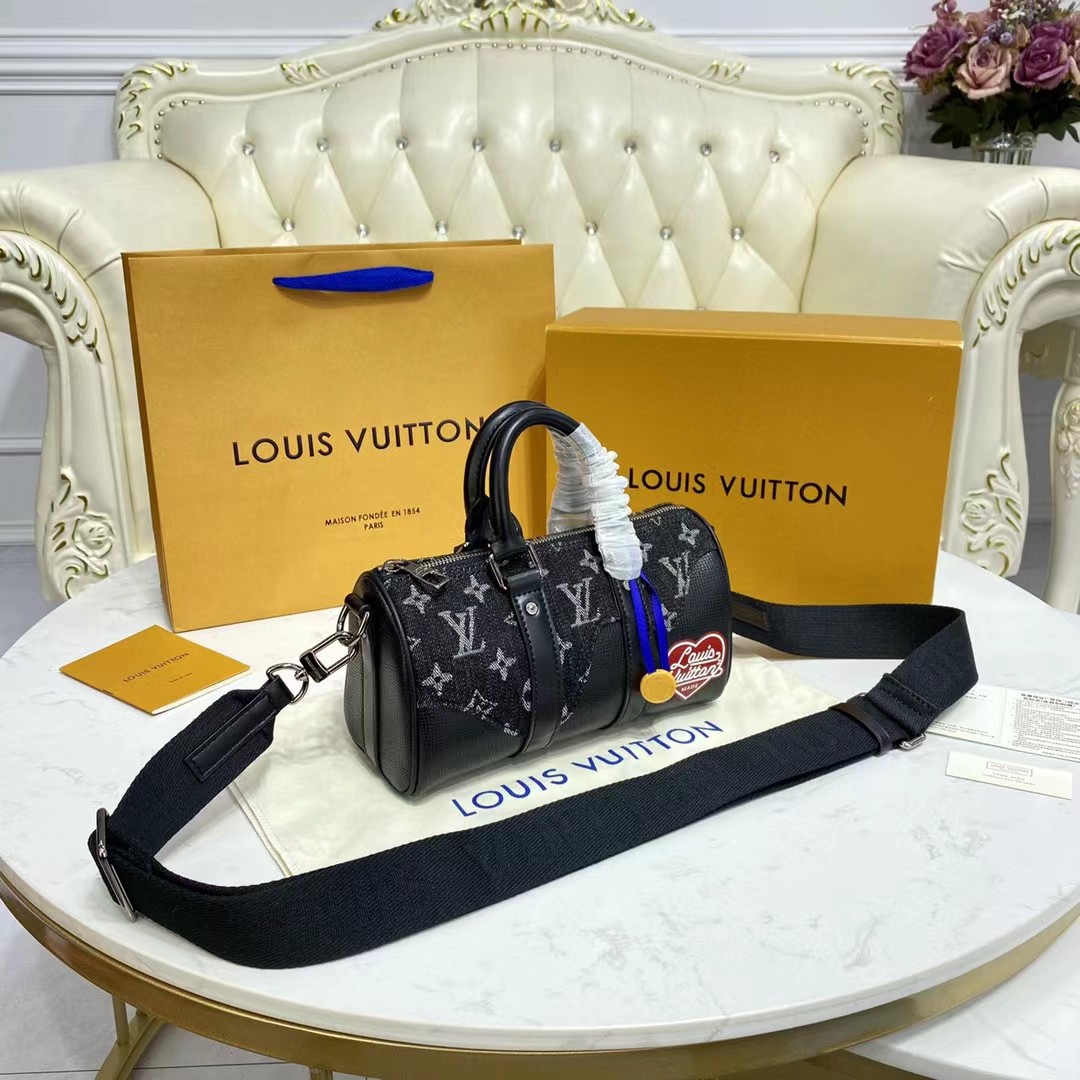 Louis Vuitton  Monogram Drip Handbag(21-12-9cm) - PerfectKickZ