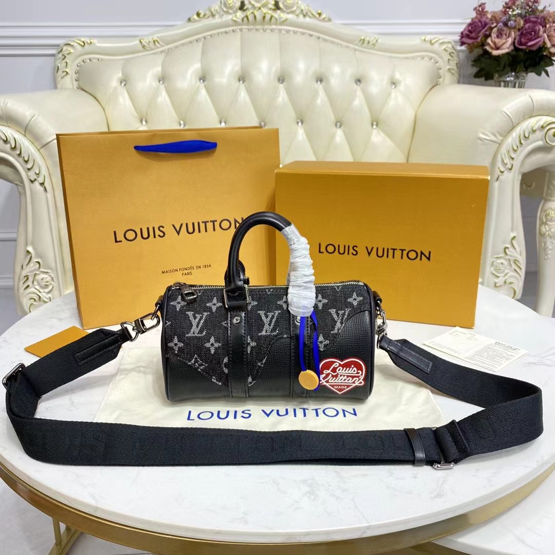 Louis Vuitton  Monogram Drip Handbag(21-12-9cm) - PerfectKickZ