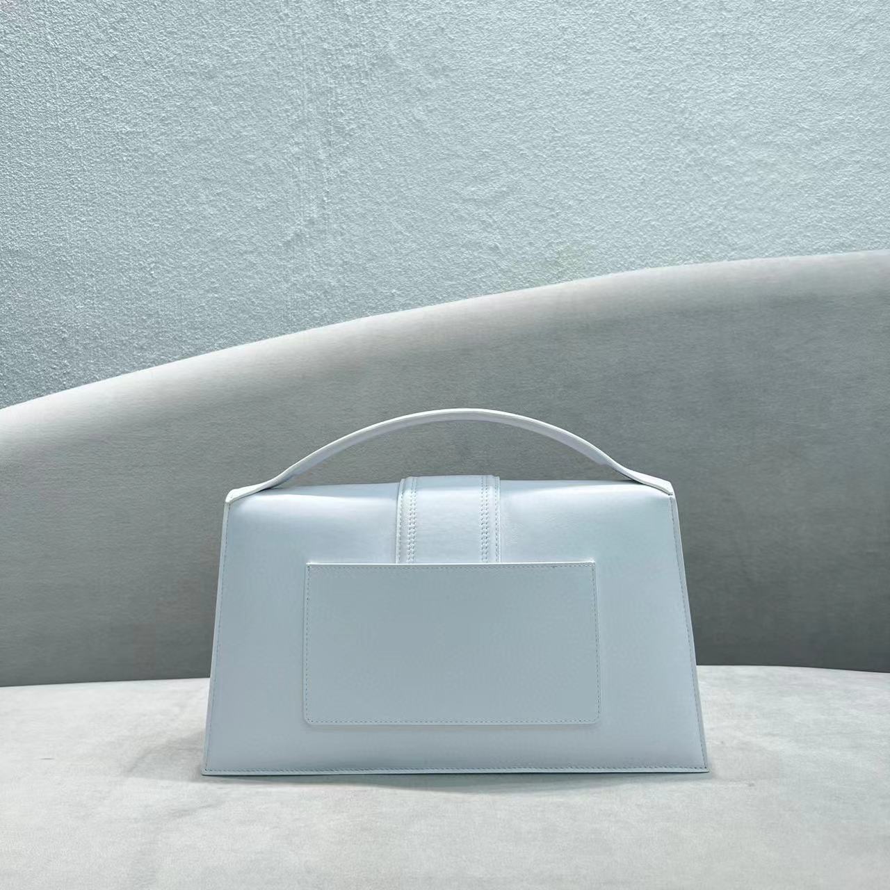 Jacquemus Leather  Handbag In White - PerfectKickZ