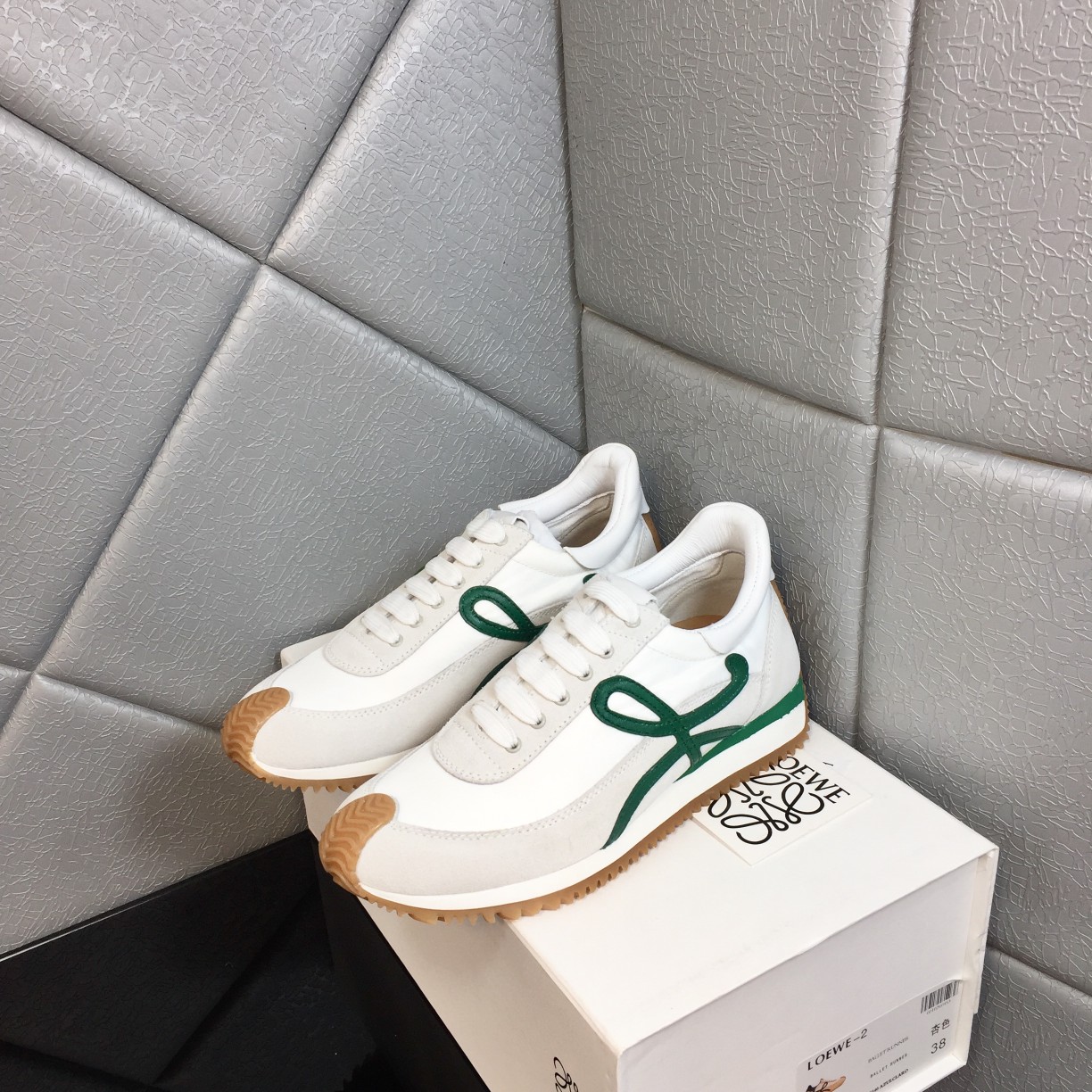 Loewe Flow Runner In Calfskin - PerfectKickZ