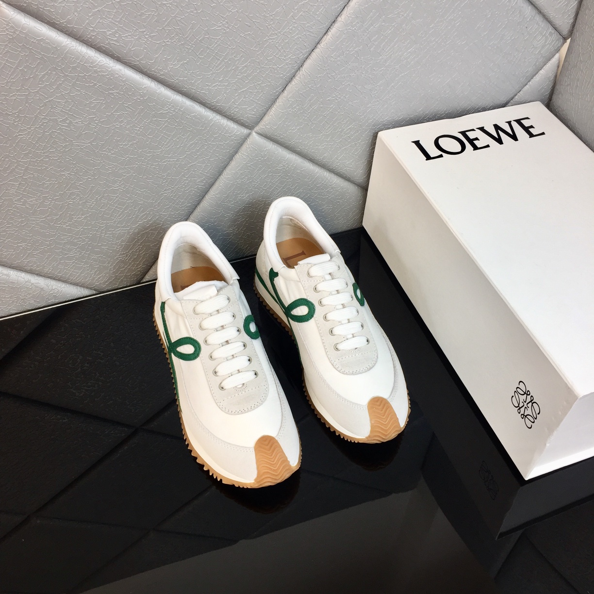Loewe Flow Runner In Calfskin - PerfectKickZ