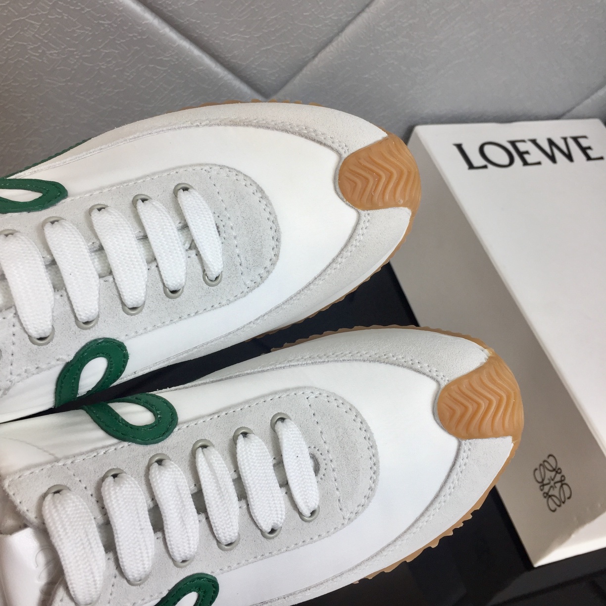 Loewe Flow Runner In Calfskin - PerfectKickZ