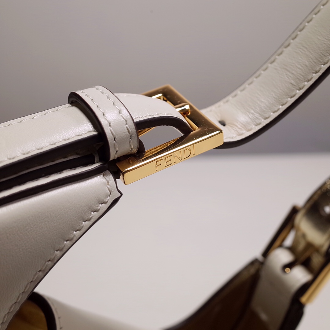 Fendi Cookie White Leather Mini Handbag（22-17.5-4.5cm） - 