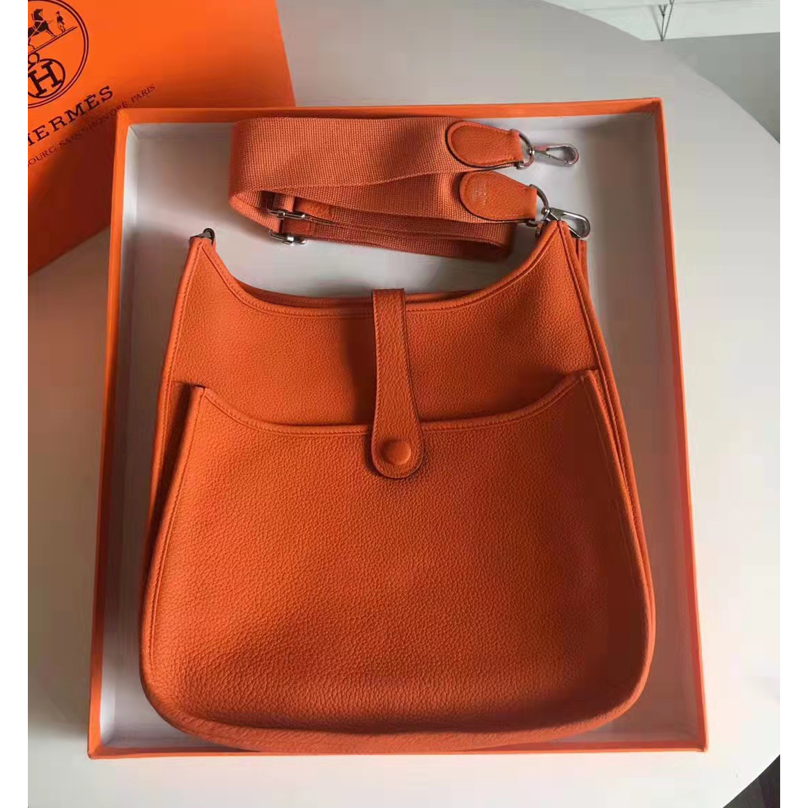 Hermes Shoulder Bag （28-30-9CM） - PerfectKickZ