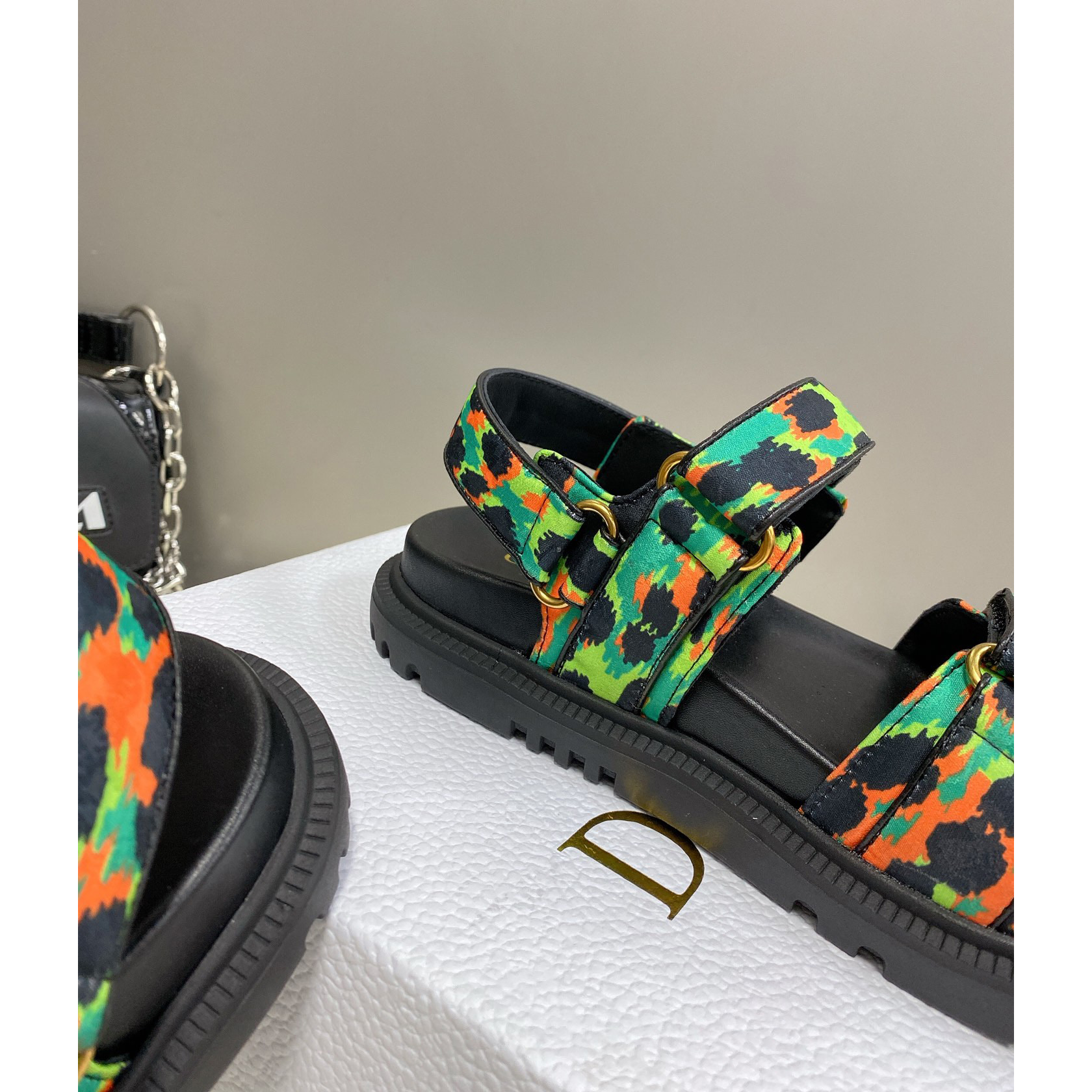 Dior Women Dioract Sandal - PerfectKickZ