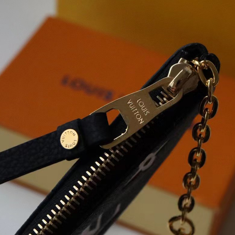 Louis Vuitton Key Pouch(13.5-7-1.5cm) - PerfectKickZ