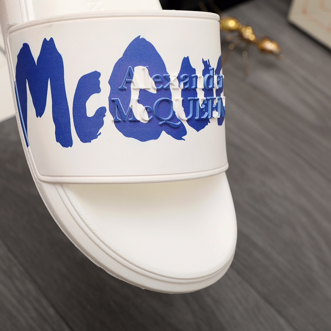 Alexander Mqueen Logo Slipper - PerfectKickZ