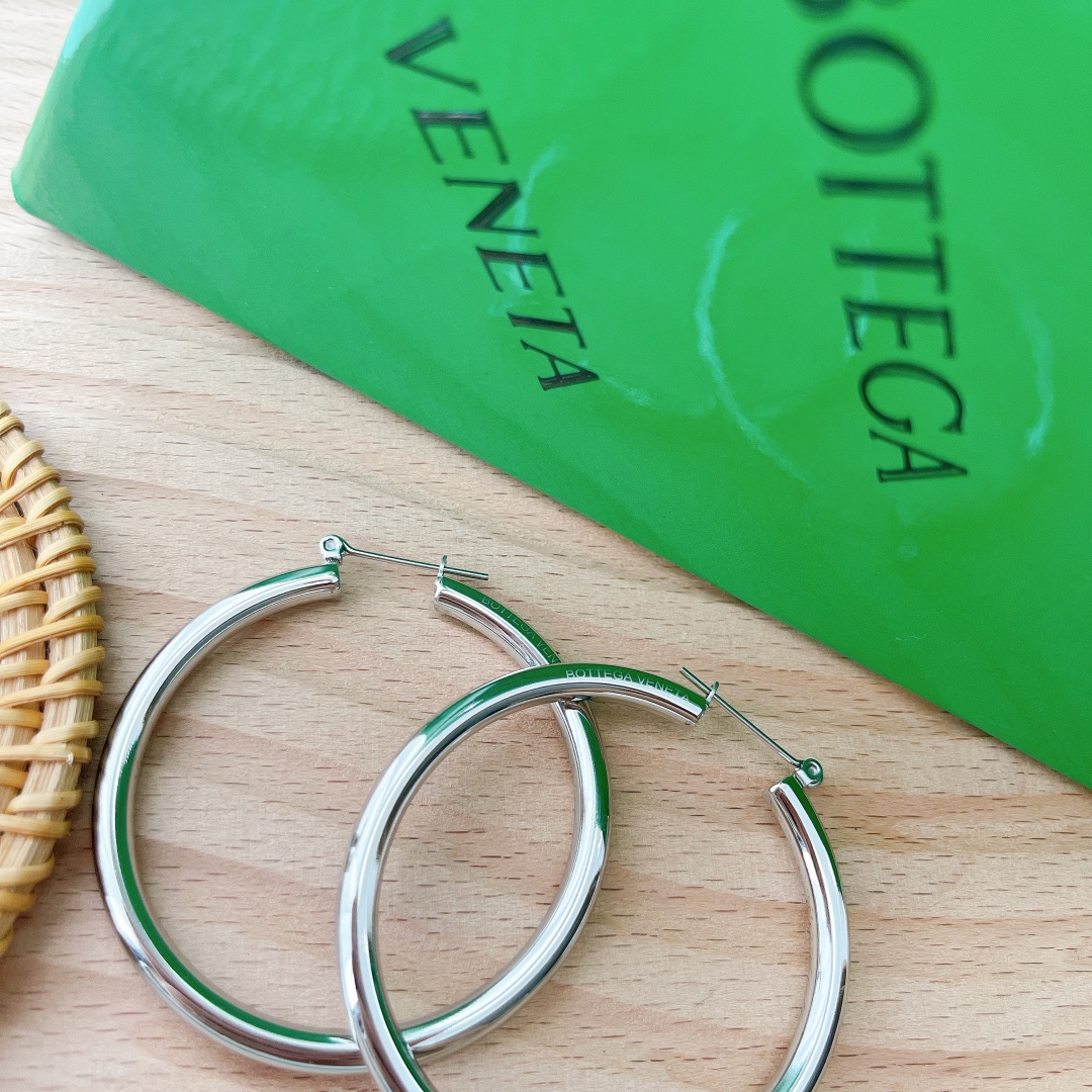 Bottega Veneta Earrings - PerfectKickZ