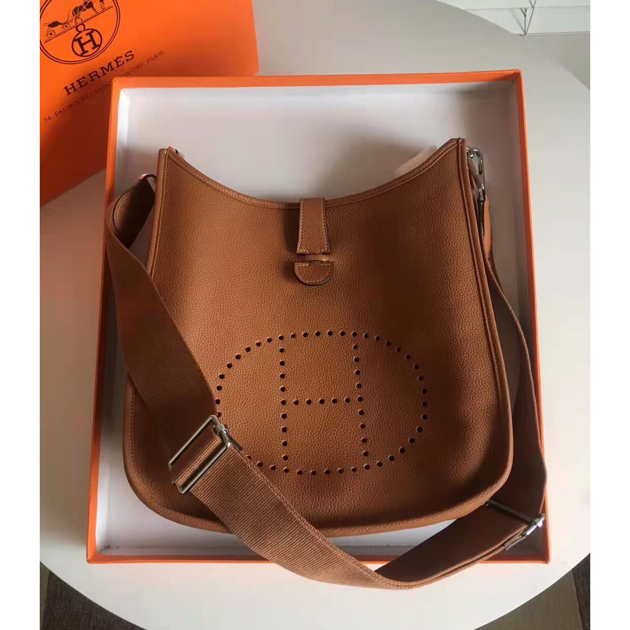 Hermes Shoulder Bag （28-30-9CM） - PerfectKickZ