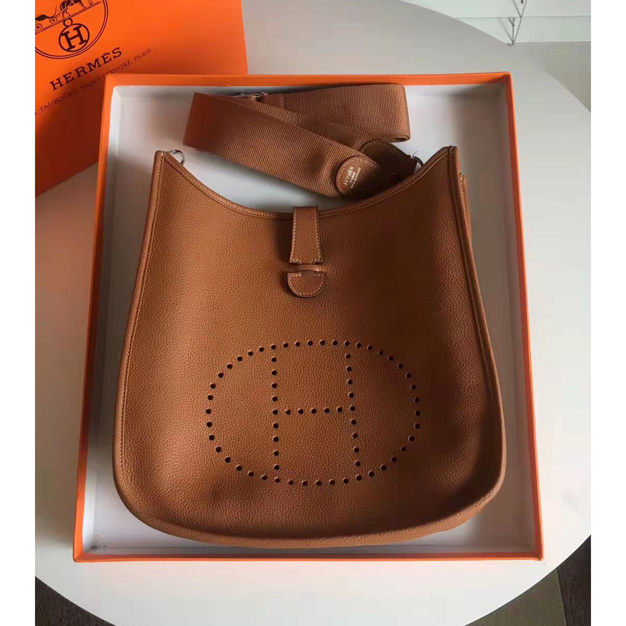 Hermes Shoulder Bag （28-30-9CM） - PerfectKickZ