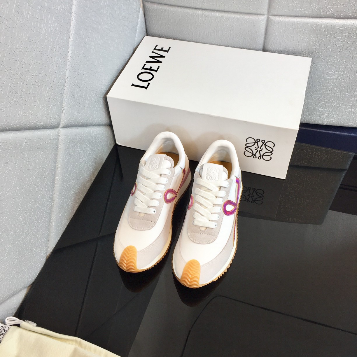 Loewe Flow Runner In Calfskin - PerfectKickZ