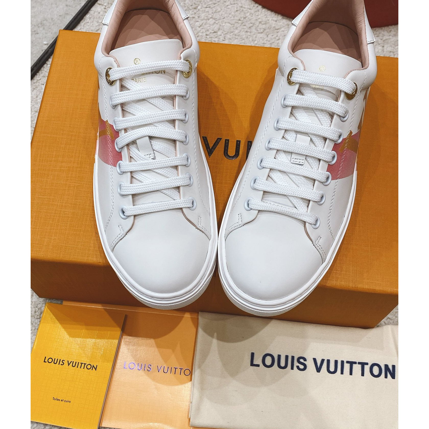 Louis Vuitton Logo Sneaker - PerfectKickZ