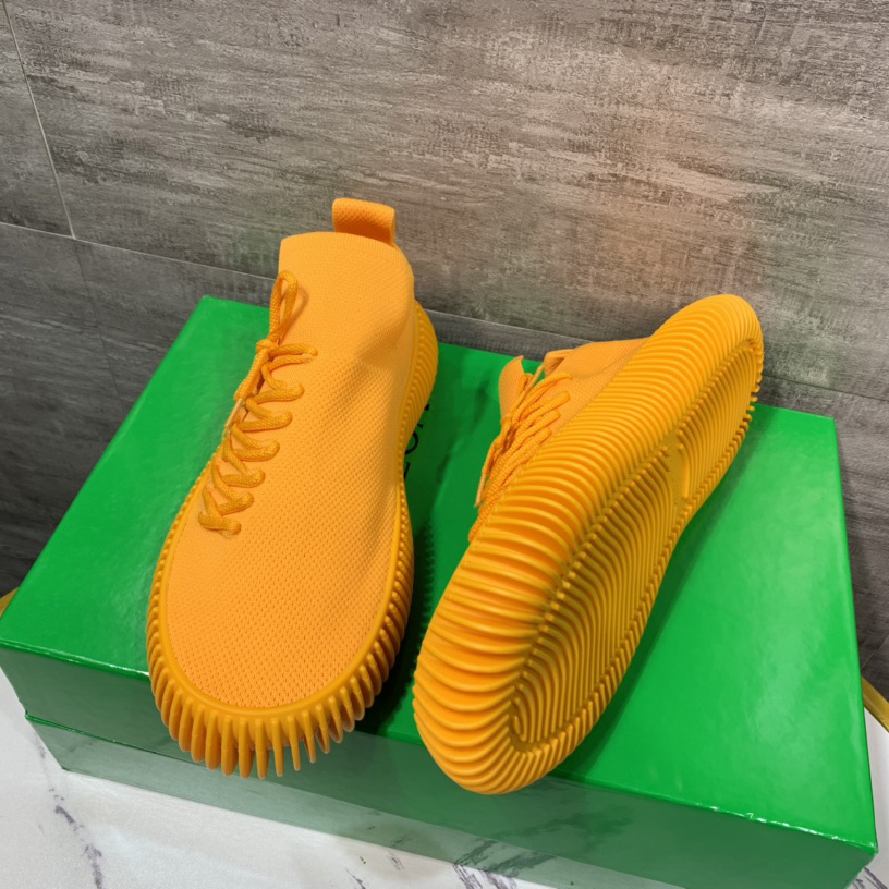 Bottega Veneta Ripple Sneakers - PerfectKickZ