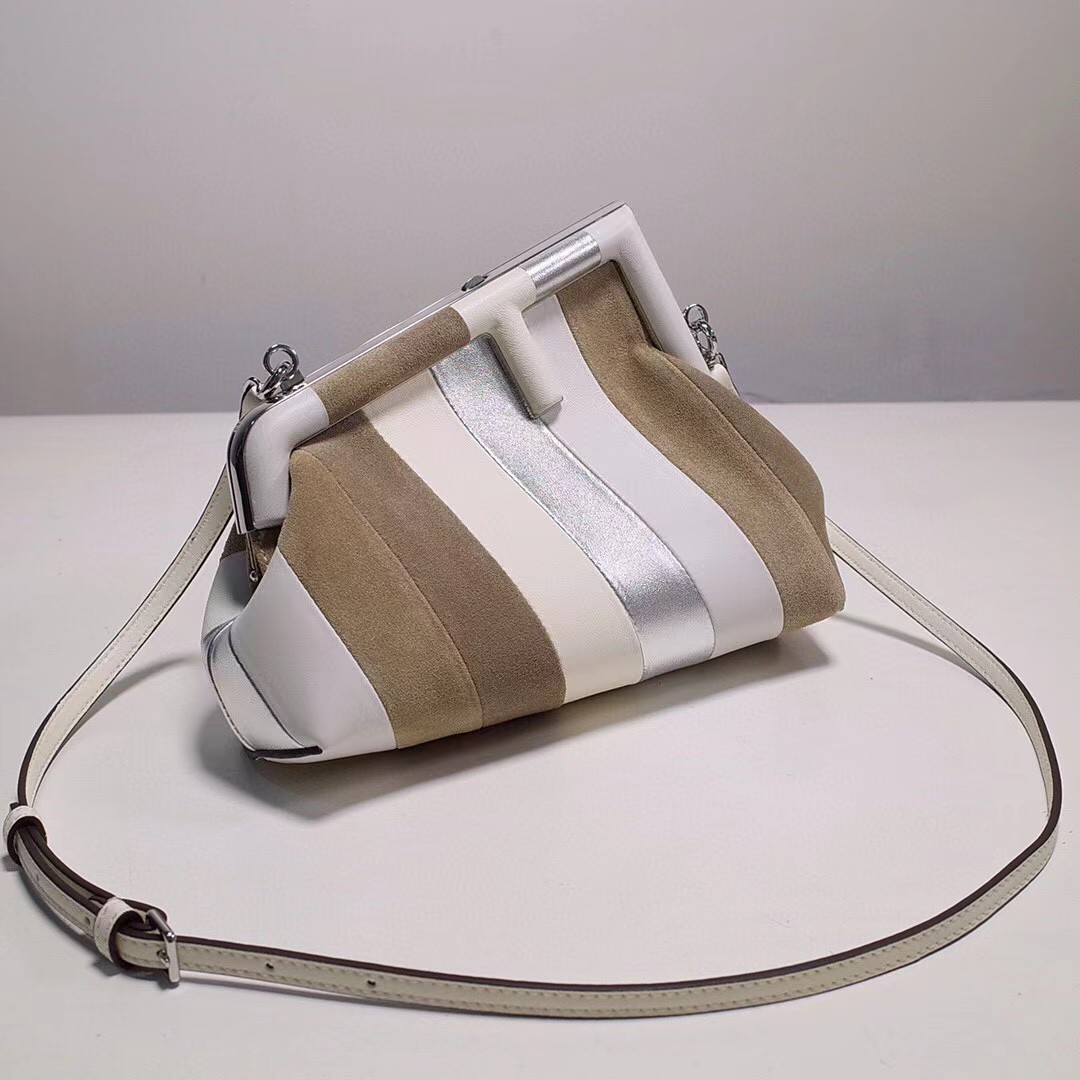 Fendi First Handbag（26-18-9.5cm） - PerfectKickZ
