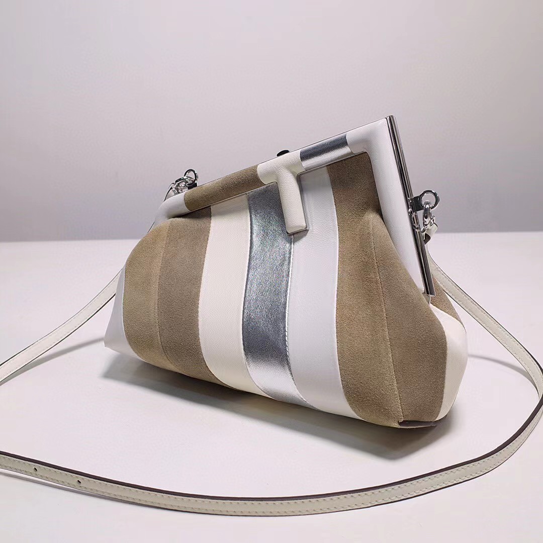 Fendi First Handbag（26-18-9.5cm） - PerfectKickZ