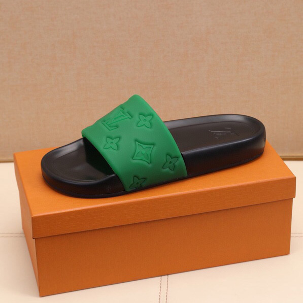 Louis Vuitton Monogram Slippers - 