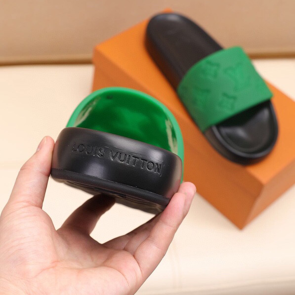 Louis Vuitton Monogram Slippers - 