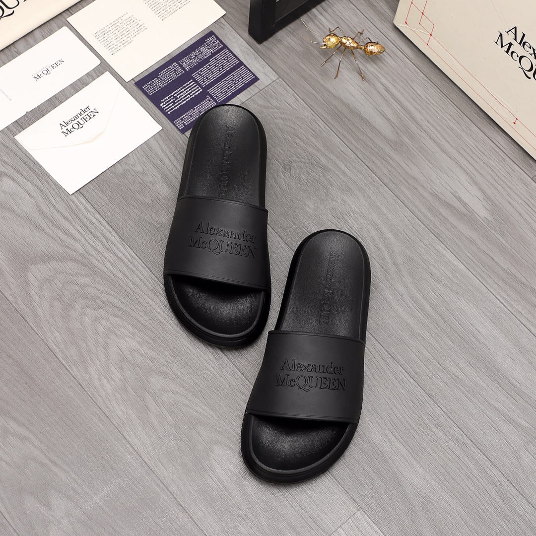 Alexander Mqueen Logo Slipper - PerfectKickZ