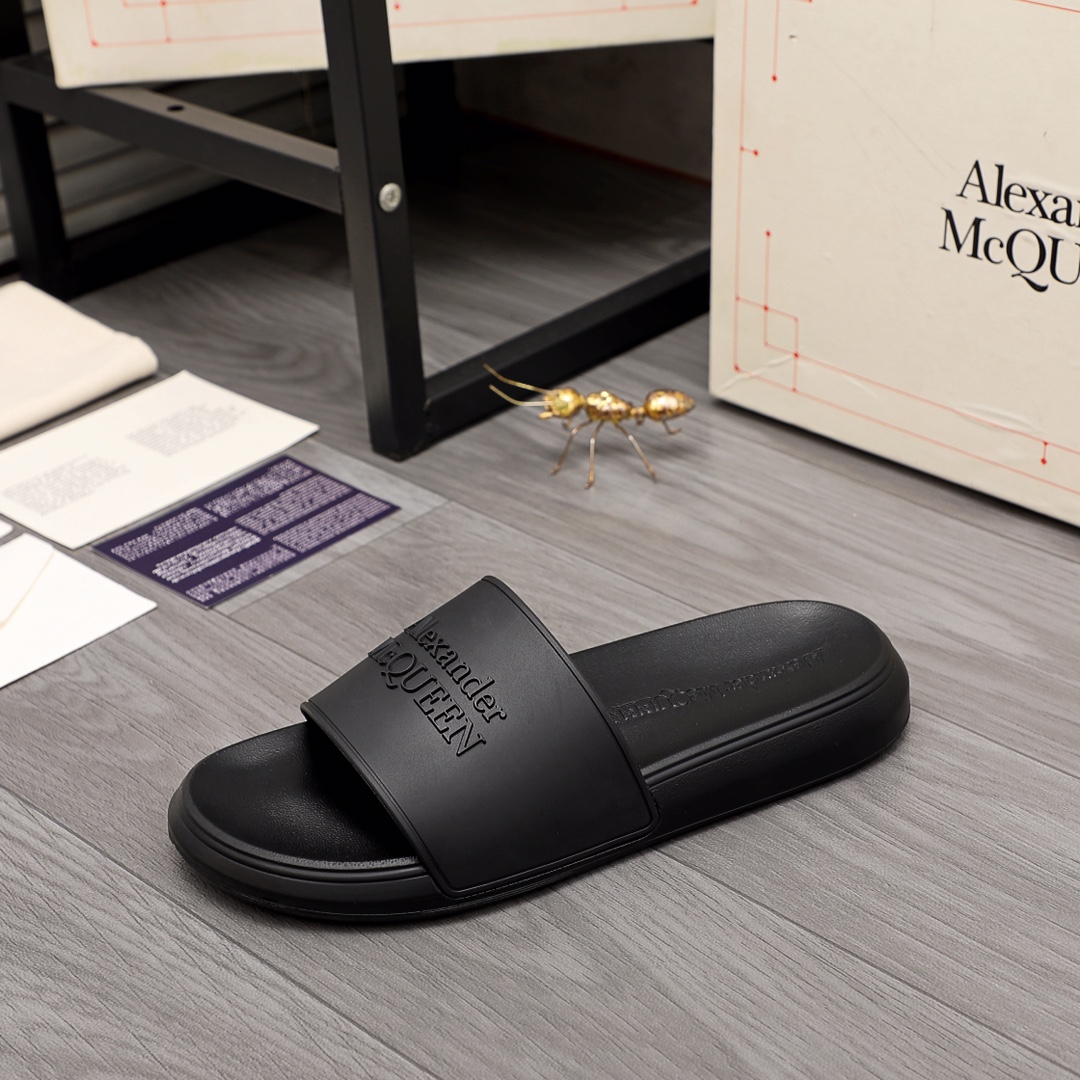 Alexander Mqueen Logo Slipper - PerfectKickZ