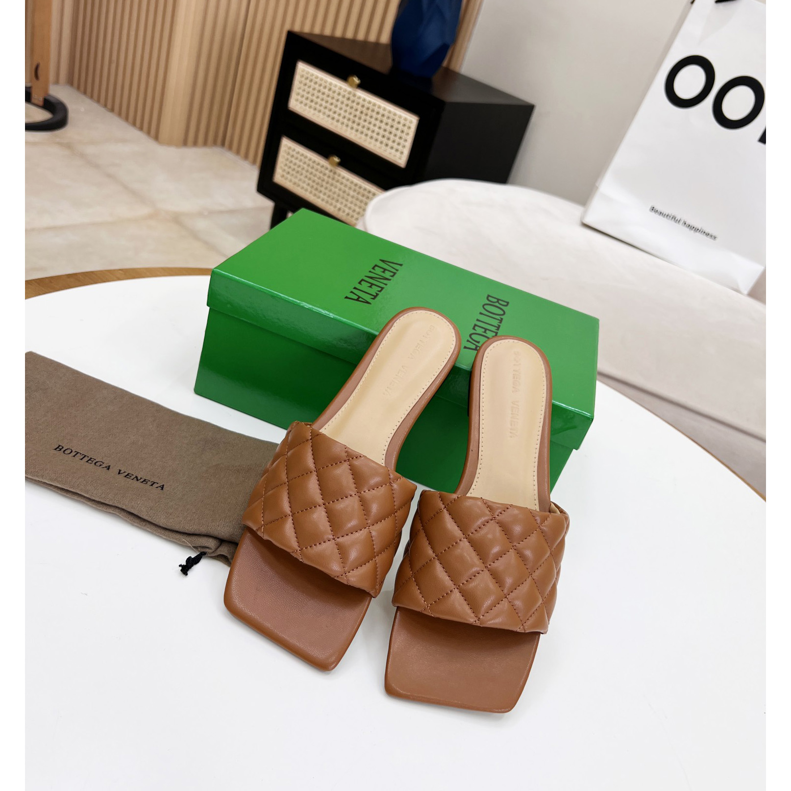 Bottega Veneta Padded Leather Sandals - PerfectKickZ
