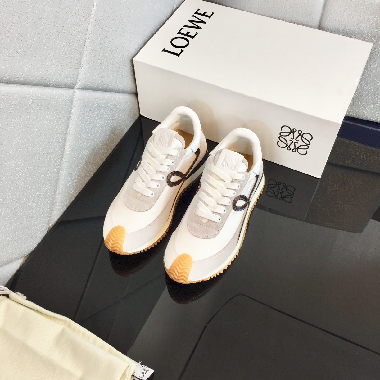 Loewe Flow Runner In Calfskin - PerfectKickZ
