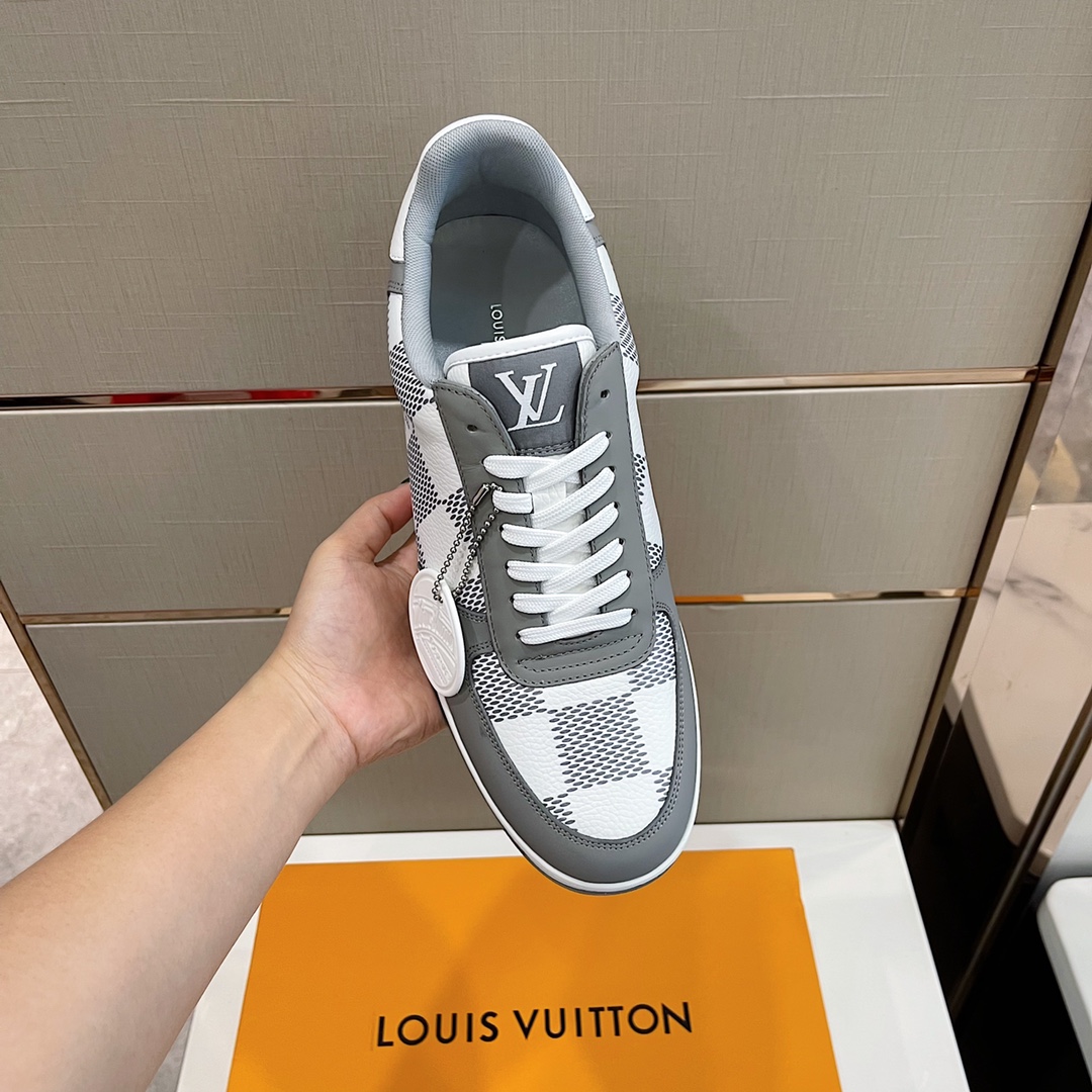 Louis Vuitton Men's Rivoli Sneaker - PerfectKickZ