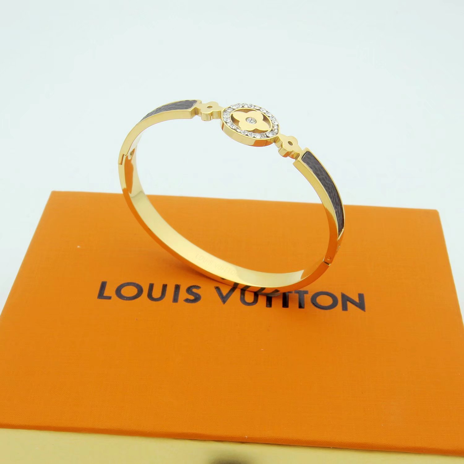 Louis Vuitton Bracelet - PerfectKickZ