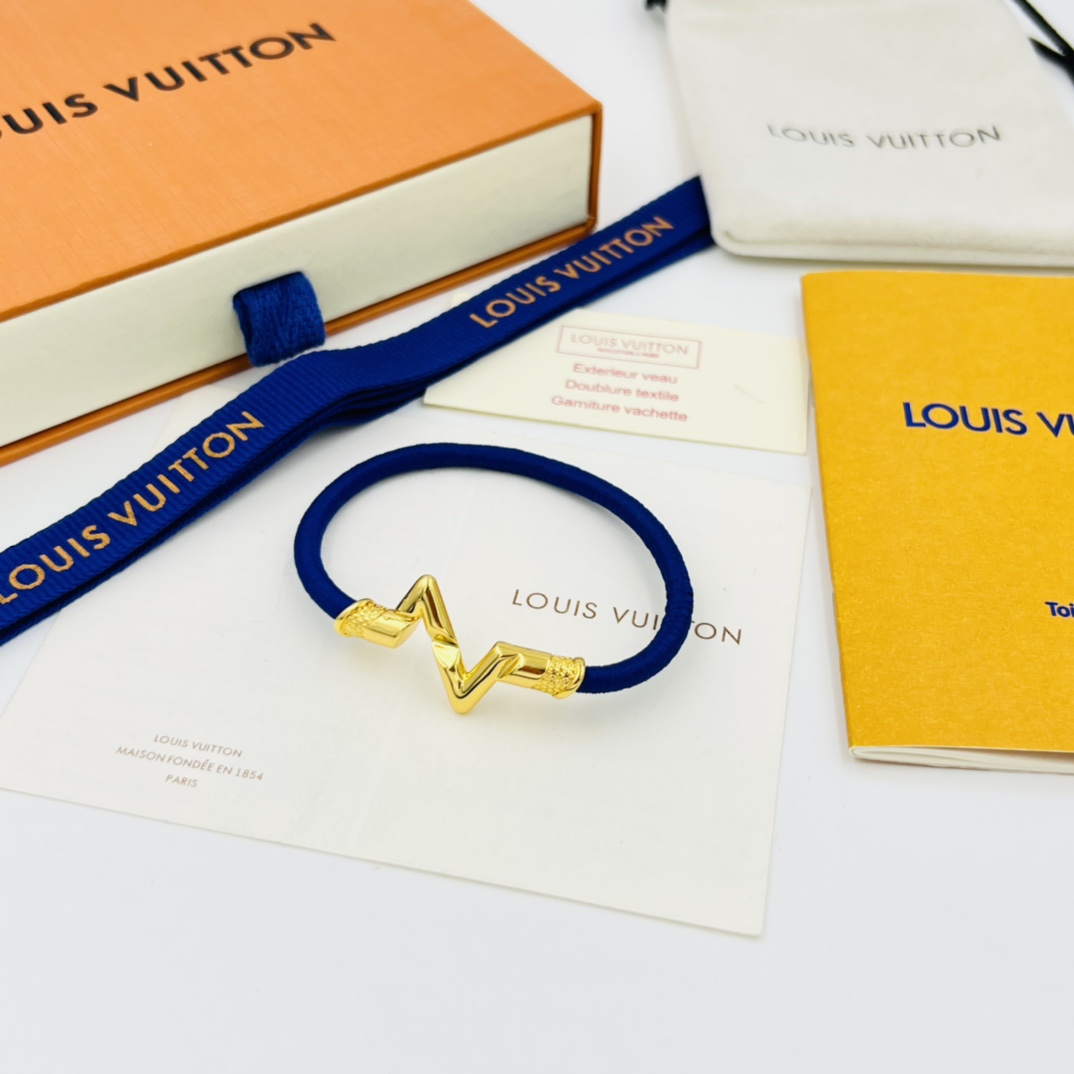 Louis Vuitton LV Volt Play 18K Bracelet - PerfectKickZ