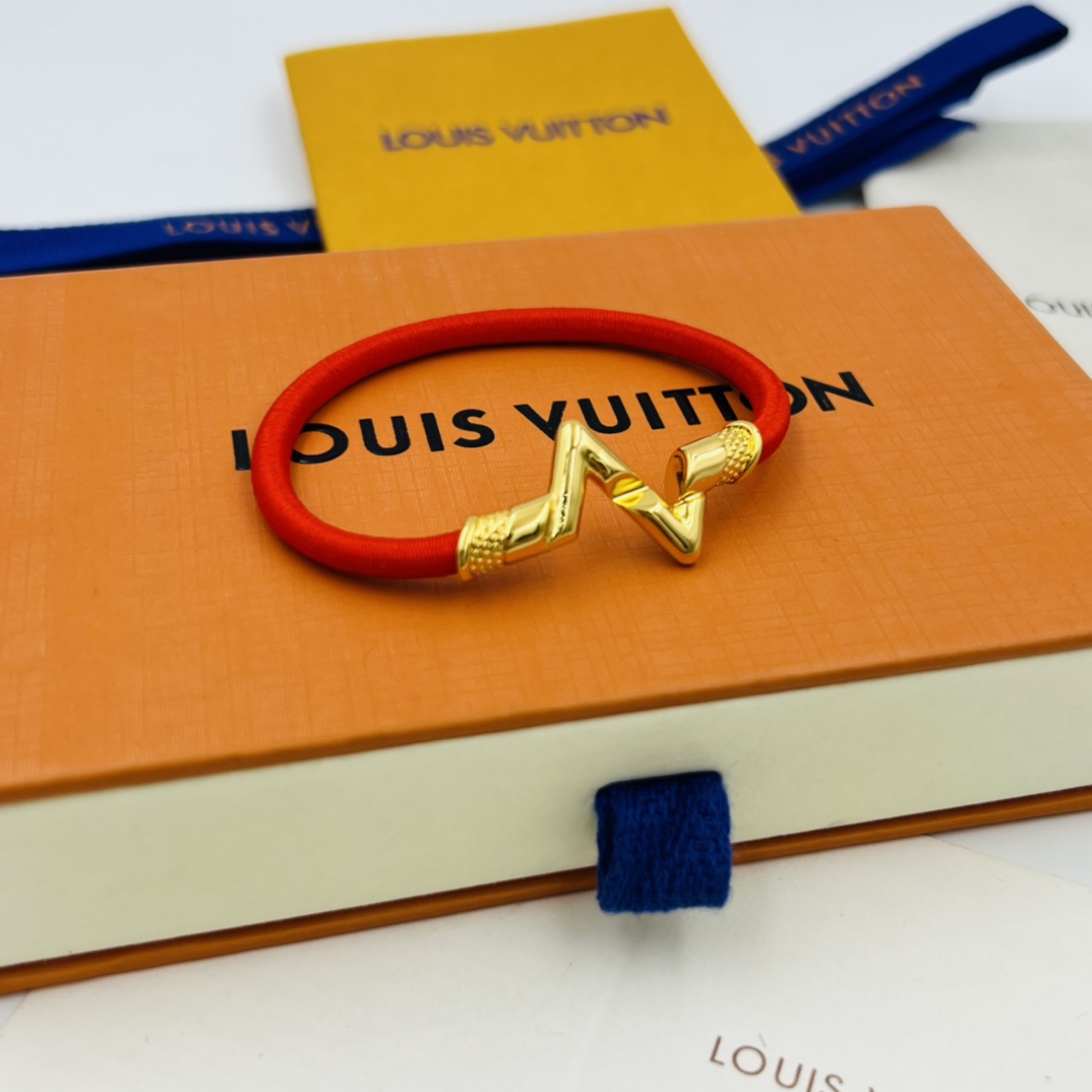 Louis Vuitton LV Volt Play 18K Bracelet - PerfectKickZ
