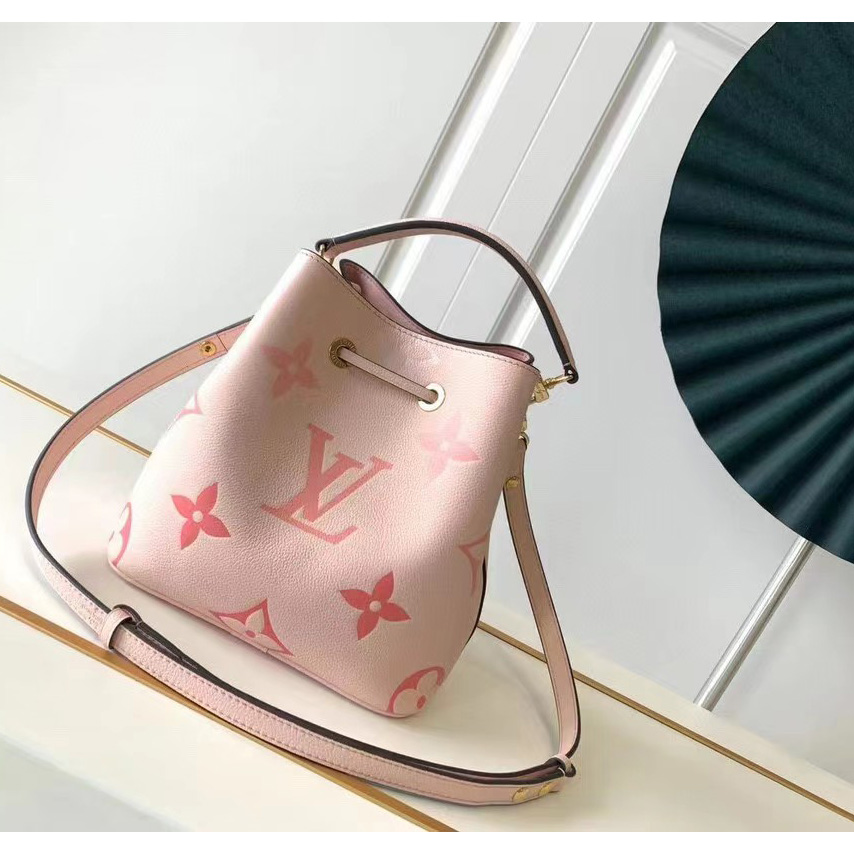 Louis Vuitton Monogram Bucket Bag （20*20*13cm） - 
