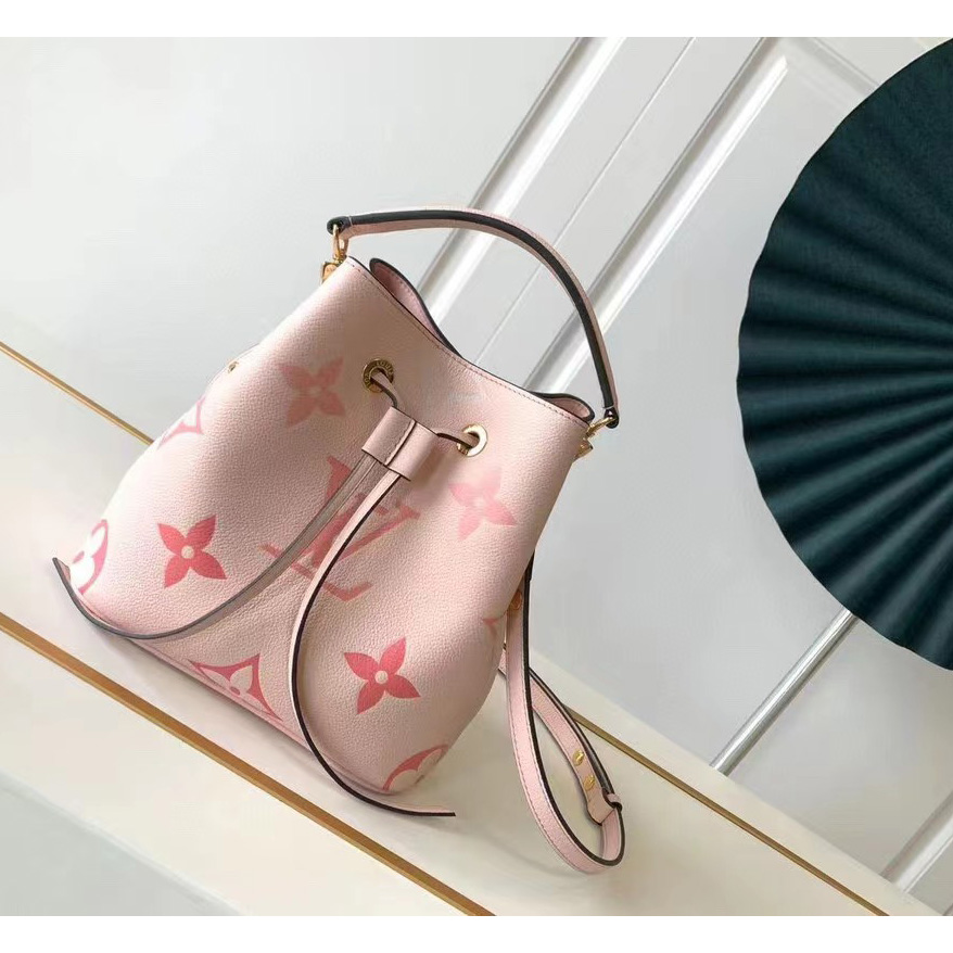 Louis Vuitton Monogram Bucket Bag （20*20*13cm） - PerfectKickZ