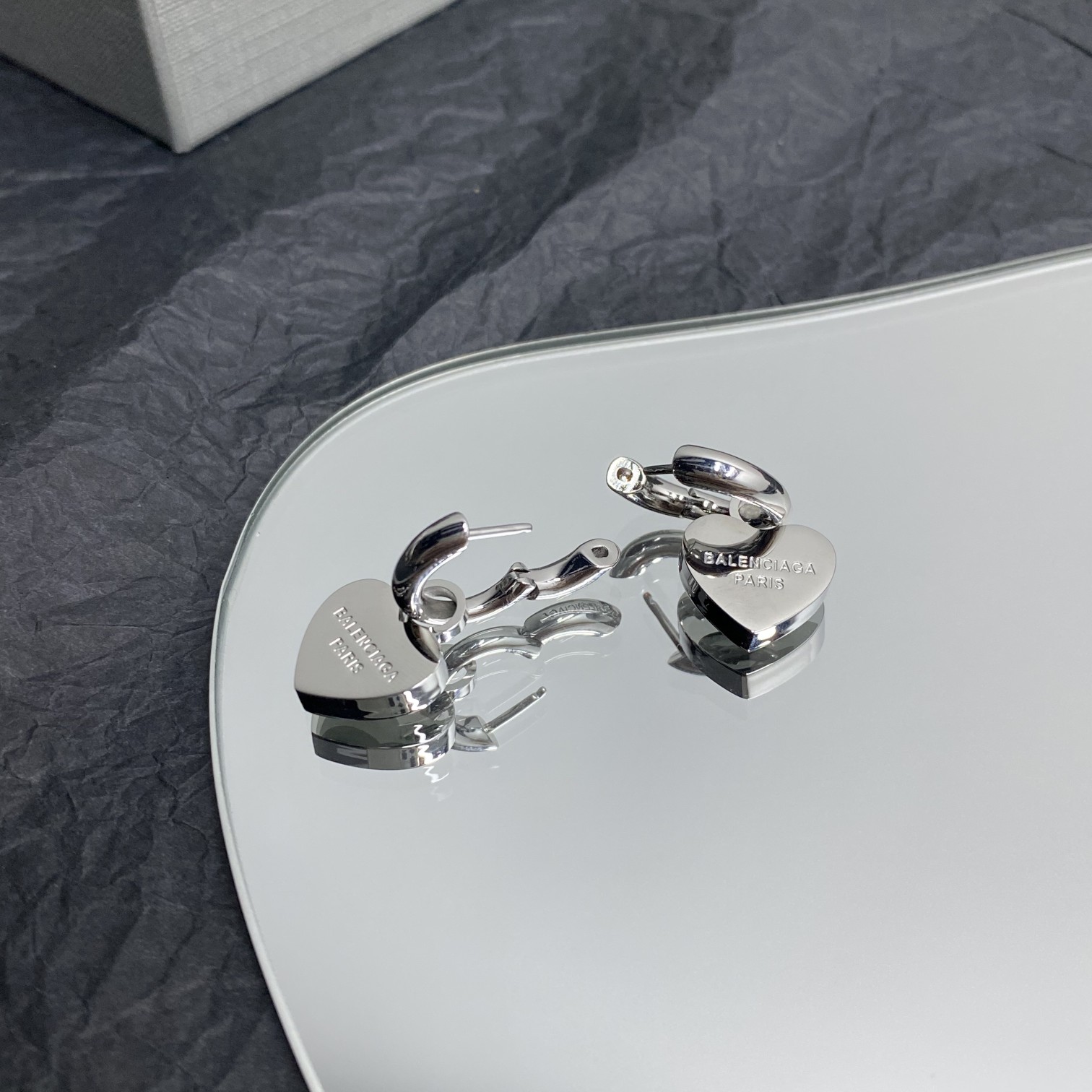 Balenciaga  Engraved Heart Earrings - PerfectKickZ