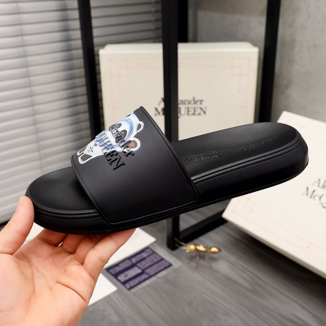 Alexander Mqueen Logo Slipper - PerfectKickZ